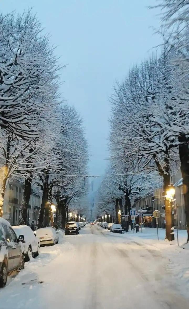 Au 47 Allees D'Etigny - Central & Standing - Avec Parking - Linge De Lit Et De Toilette Inclus Bagneres-de-Luchon ภายนอก รูปภาพ